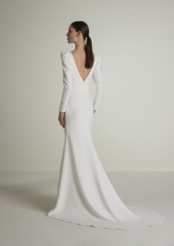 asunta san patrick crepe wedding dress long sleeves V neck bridal northern ireland