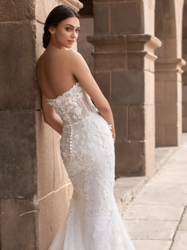 aethra pronovias sale wedding dress lace beading strapless mermaid bridal ireland