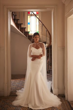 reverie luce sposa wedding dress fit and flare crepe floral detail bridal ireland